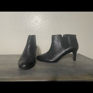 Clarks booties